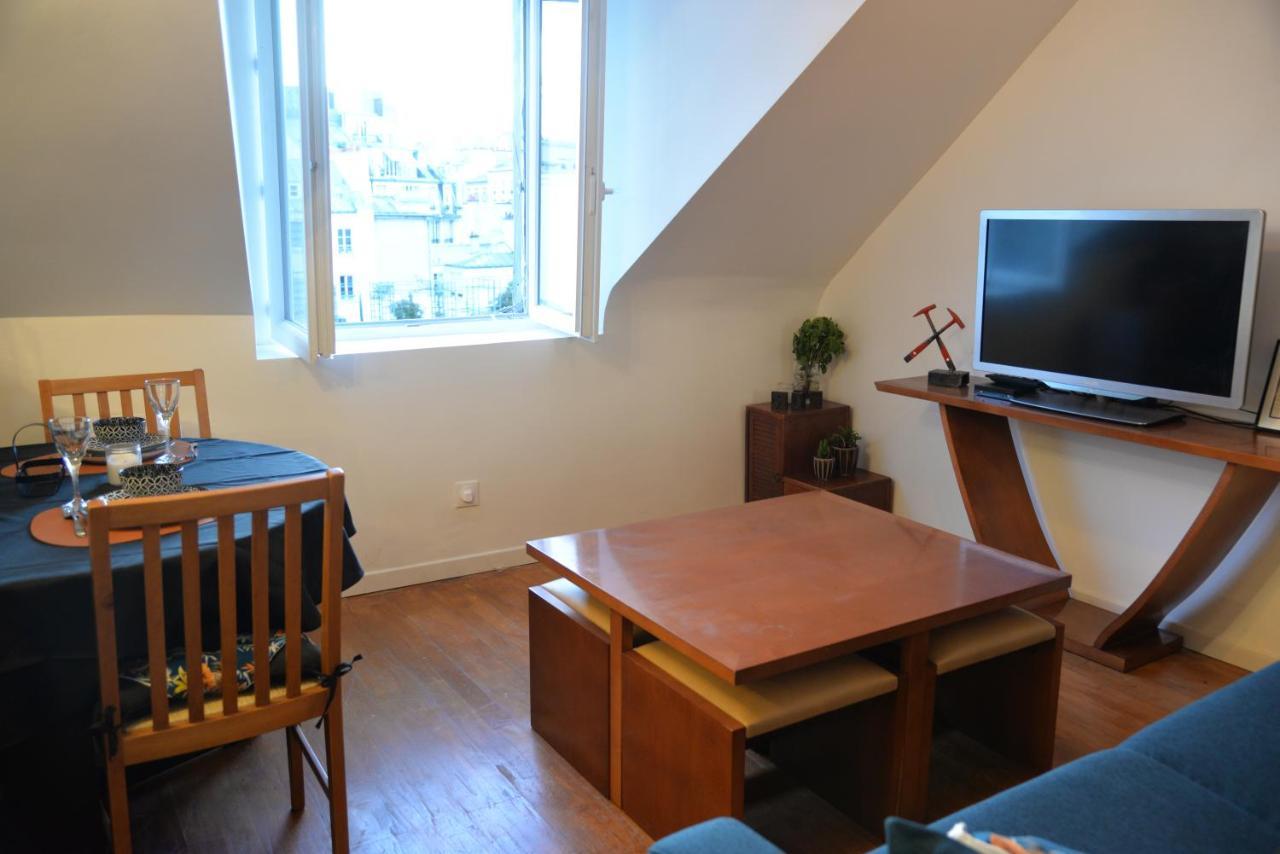 Martyrs Apartment Paris Exterior photo